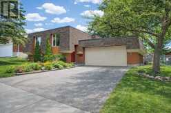 42 CULPEPPER DRIVE | Waterloo Ontario | Slide Image Two
