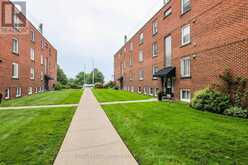 37 - 1347 LAKESHORE ROAD | Burlington Ontario | Slide Image Ten