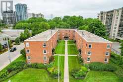37 - 1347 LAKESHORE ROAD | Burlington Ontario | Slide Image Four