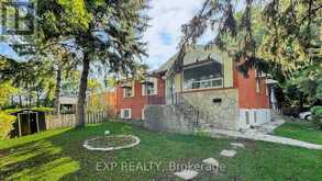 47 BOYCE AVENUE | Toronto Ontario | Slide Image Three