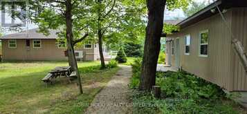 211 MCBRIDE POINT DRIVE | Westport Ontario | Slide Image Four