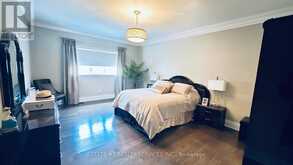 48 BEACON HILL DRIVE | Brampton Ontario | Slide Image Four