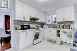 212 CUMMER AVENUE | Toronto Ontario | Slide Image Eleven