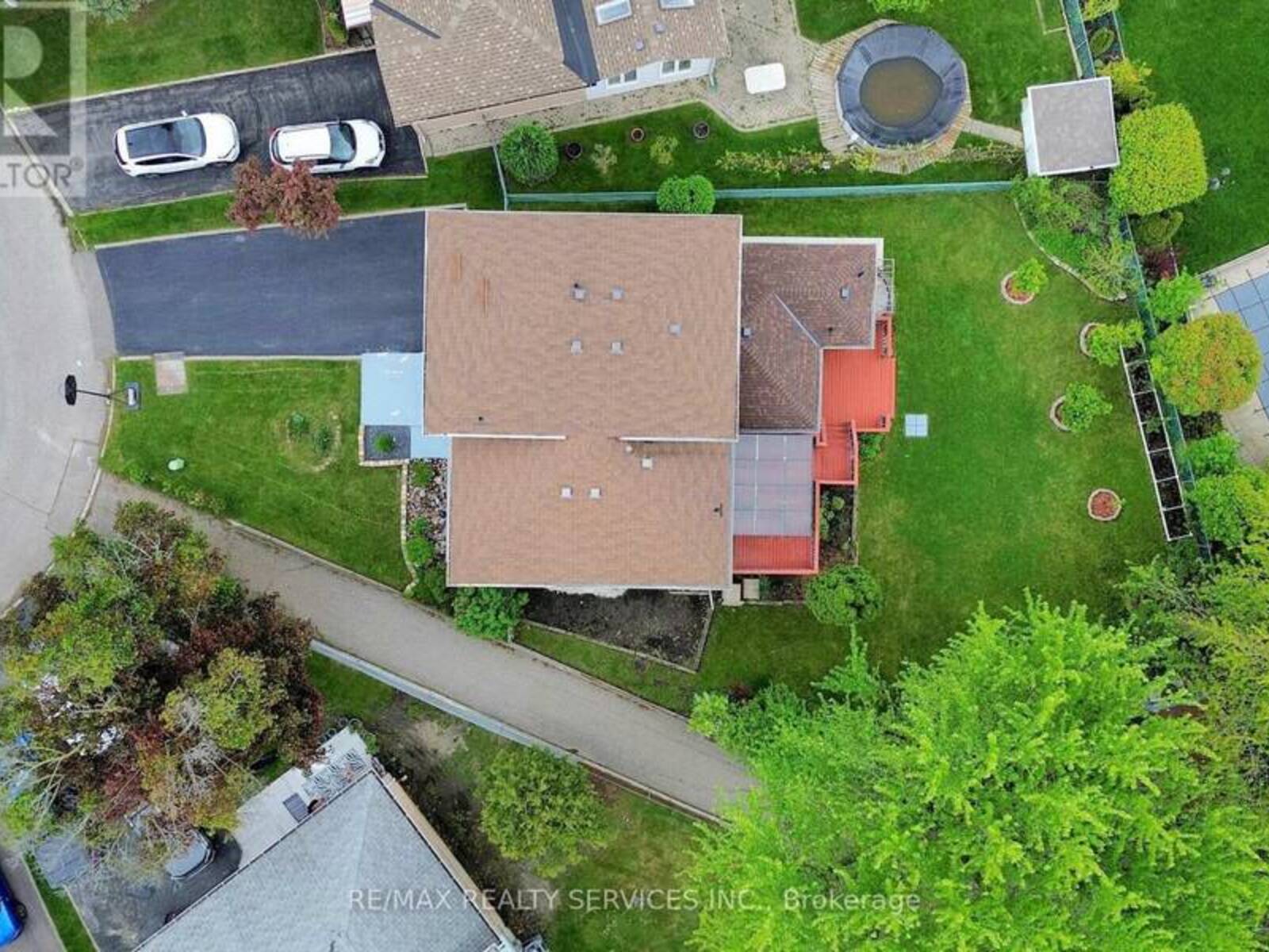 53 GENEVA CRESCENT, Brampton, Ontario L6S 1K7