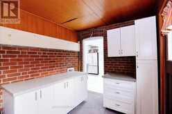 825 NORTH SERVICE ROAD | Mississauga Ontario | Slide Image Forty-three