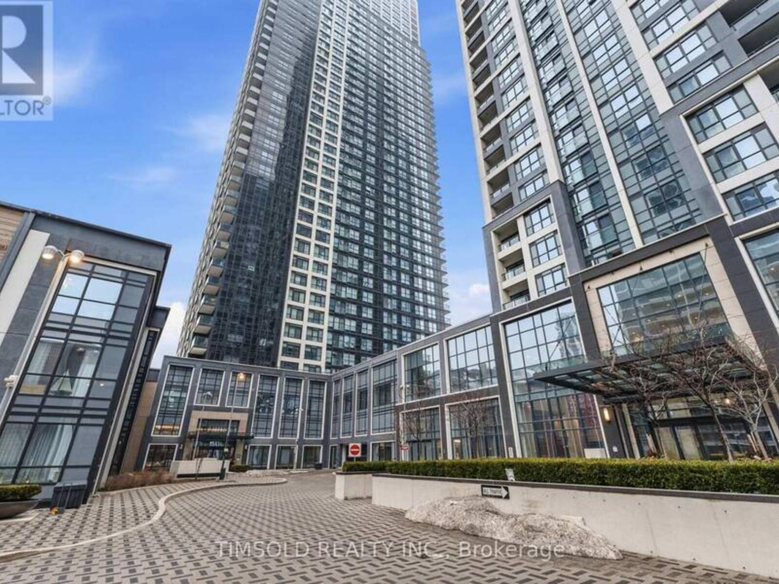 4136 - 5 MABELLE AVENUE, Toronto, Ontario M9A 4Y1