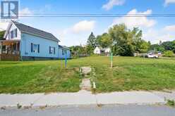 14 ALEXANDER STREET | Port Hope Ontario | Slide Image Eight