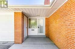 628 SHENANDOAH DRIVE | Mississauga Ontario | Slide Image Two