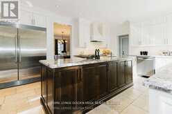 8 GREENVALLEY CIRCLE | Whitchurch-Stouffville Ontario | Slide Image Ten