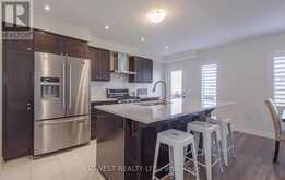 45 STOTHER CRESCENT | Bracebridge Ontario | Slide Image Thirteen