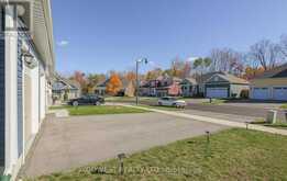 45 STOTHER CRESCENT | Bracebridge Ontario | Slide Image Two