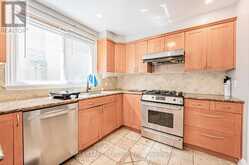 38 FOURSOME CRESCENT | Toronto Ontario | Slide Image Eight