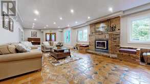 12 JARVIS AVENUE | Aurora Ontario | Slide Image Thirty-three