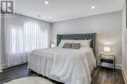97 CENTRE STREET E | Richmond Hill Ontario | Slide Image Thirty