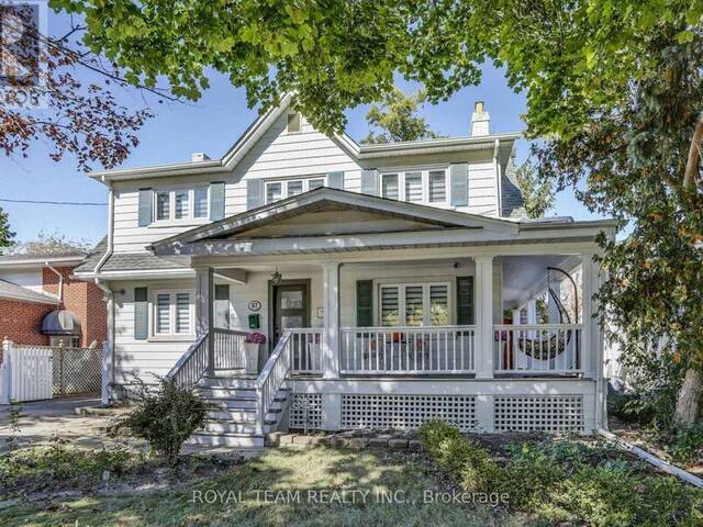 97 CENTRE STREET E Richmond Hill Ontario, L4C 1A3 - 5 Bedrooms Home For Sale