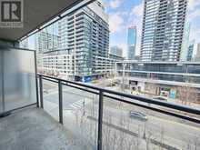 705 - 15 FORT YORK BOULEVARD | Toronto Ontario | Slide Image Twelve