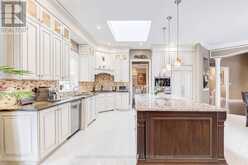 20 AUBRIETIA COURT | Richmond Hill Ontario | Slide Image Fifteen