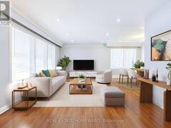 4 MOORECROFT CRESCENT Toronto Ontario, M1K 3V1