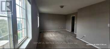 183 KNAPTON DRIVE | Newmarket Ontario | Slide Image Thirteen