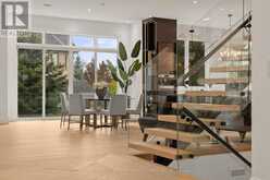 81 UPPER CANADA DRIVE | Toronto Ontario | Slide Image Twelve