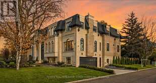 81 UPPER CANADA DRIVE | Toronto Ontario | Slide Image Two