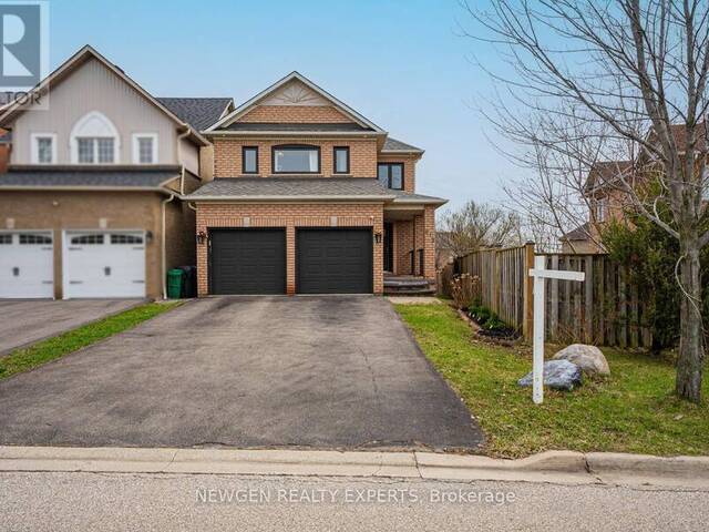 812 KNOTTY PINE GROVE Mississauga Ontario, L5W 1K5 - 3 Bedrooms Home For Sale