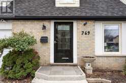 769 SCOTTSDALE DRIVE | Guelph Ontario | Slide Image Two