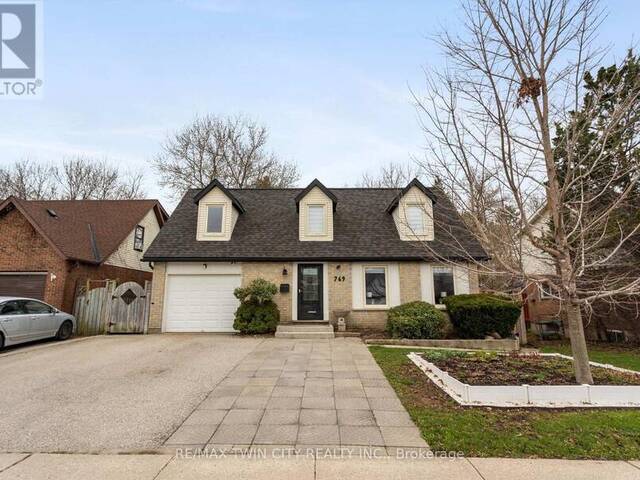 769 SCOTTSDALE DRIVE Guelph Ontario, N1G 3N7 - 4 Bedrooms Home For Sale