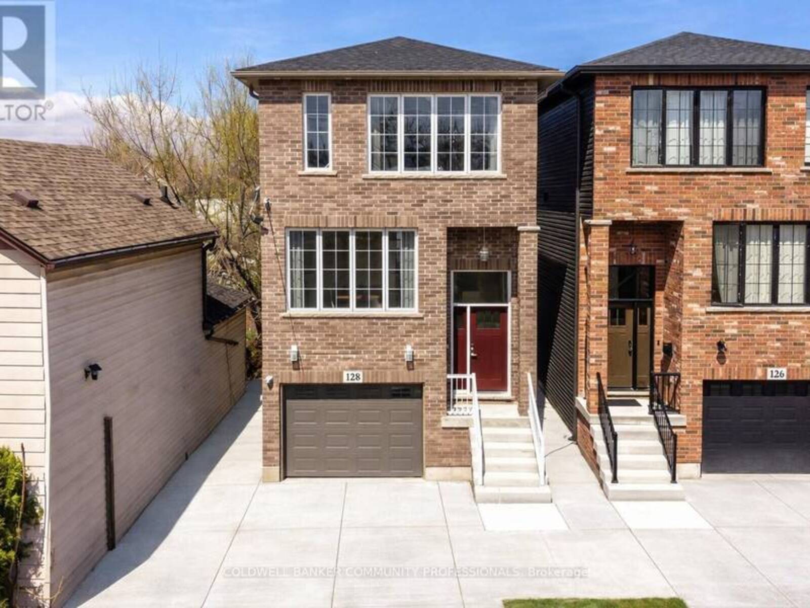 128 CANADA STREET, Hamilton, Ontario L8P 1P5