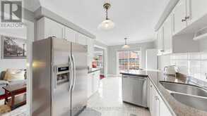 10 CEDARWOOD CRESCENT | Brampton Ontario | Slide Image Fifteen