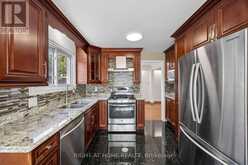 46 TIDEFALL DRIVE | Toronto Ontario | Slide Image Thirteen