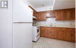 28 OAKMOUNT CRESCENT | Vaughan Ontario | Slide Image Fifteen