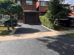 28 OAKMOUNT CRESCENT Vaughan Ontario, L4K 2C3