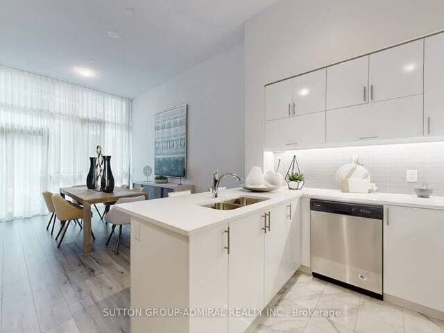 TH 101 - 39 ANNIE CRAIG DRIVE Toronto Ontario, M8V 0C5 - 3 Bedrooms Condo For Sale