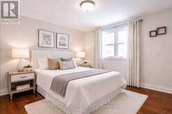 15 FOURSOME CRESCENT | Toronto Ontario | Slide Image Eleven