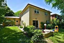 15 FOURSOME CRESCENT | Toronto Ontario | Slide Image Eighteen