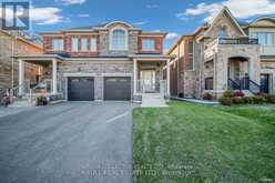26 FREDERICK TAYLOR WAY | East Gwillimbury Ontario | Slide Image Two
