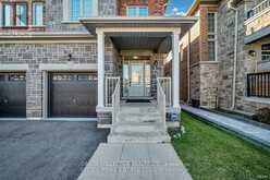 26 FREDERICK TAYLOR WAY | East Gwillimbury Ontario | Slide Image Forty