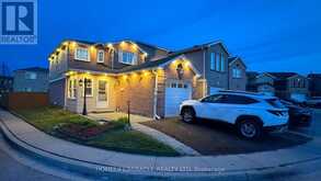 131 PLUMROSE PATHWAY | Toronto Ontario | Slide Image Two