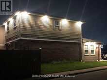 131 PLUMROSE PATHWAY | Toronto Ontario | Slide Image Thirteen