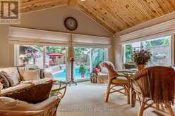 560 PEEL STREET | Woodstock Ontario | Slide Image Nine