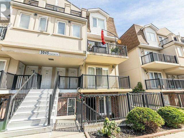 1034 - 3045 FINCH AVENUE W Toronto Ontario, M9M 0A5 - 3 Bedrooms Condo For Sale