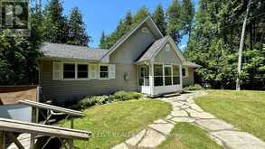 1990 WHITE LAKE ROAD | North Kawartha Ontario | Slide Image Thirty-two