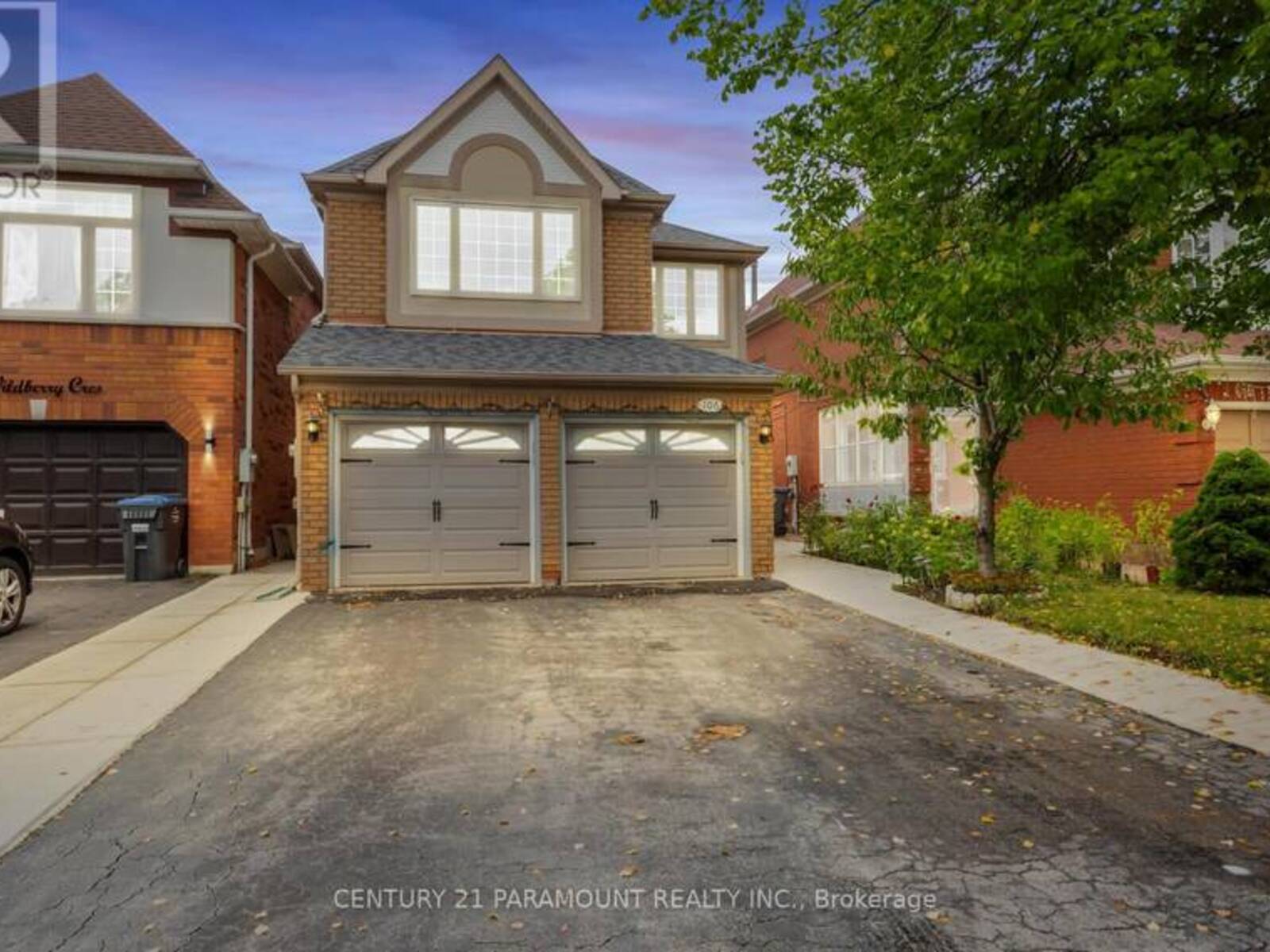 106 WILDBERRY CRESCENT, Brampton, Ontario L6R 1J8