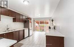 106 WILDBERRY CRESCENT | Brampton Ontario | Slide Image Thirteen