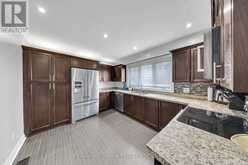 5 - 10 GRANDRAVINE DRIVE | Toronto Ontario | Slide Image Ten