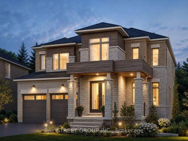 42 BIG WILLOW CRESCENT Richmond Hill Ontario, L4E 3R4 - 5 Bedrooms Home For Sale