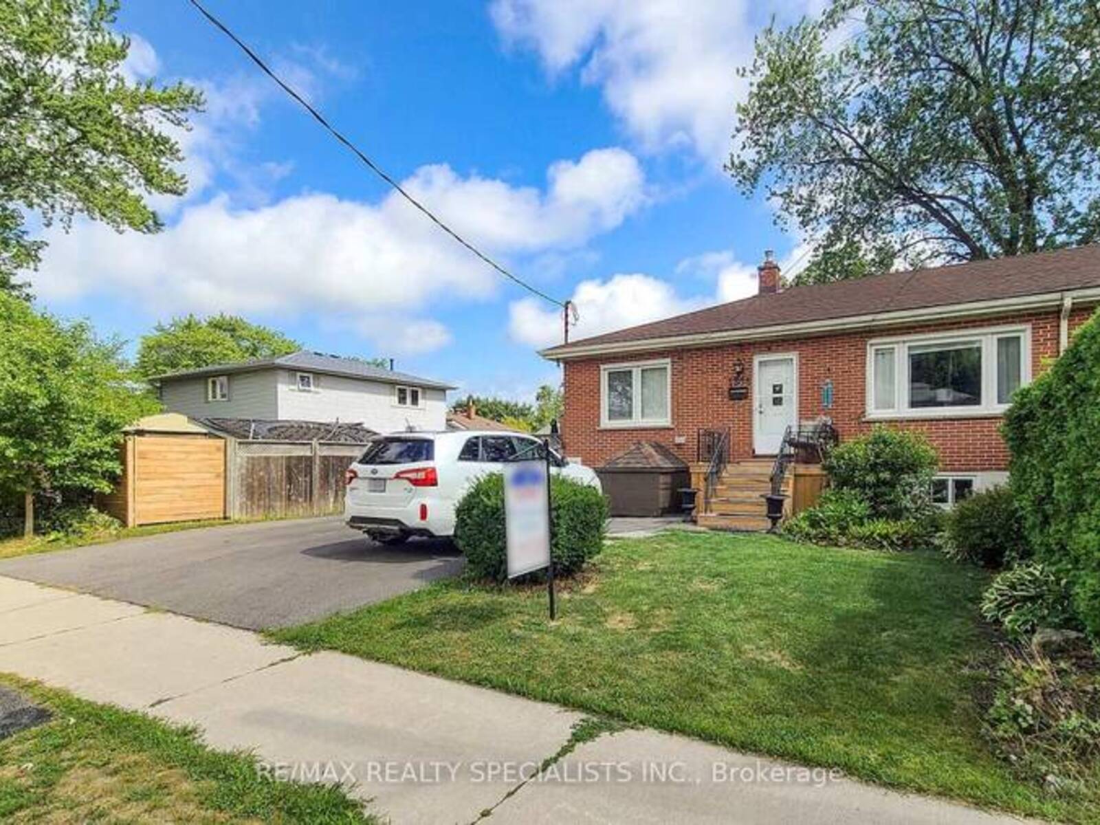 1306-08 LEIGHLAND ROAD, Burlington, Ontario L7R 3S5