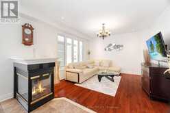 3809 CANDLELIGHT DRIVE | Mississauga Ontario | Slide Image Thirteen