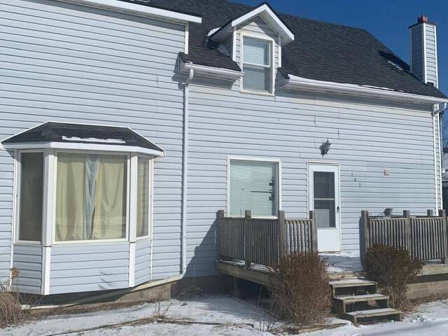 167 PORT ROBINSON ROAD Fonthill Ontario, L3B 5N5 - 3 Bedrooms Home For Sale